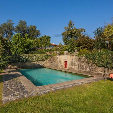 1720 Quinta Da Cancela - Winery & Farmhouse Guimaraes Bagian luar foto