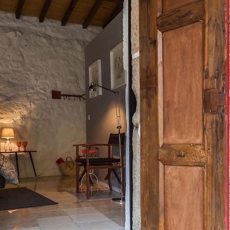 1720 Quinta Da Cancela - Winery & Farmhouse Guimaraes Bagian luar foto